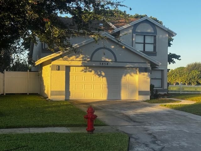 合同活跃: $499,000 (3 贝兹, 2 浴室, 1810 平方英尺)