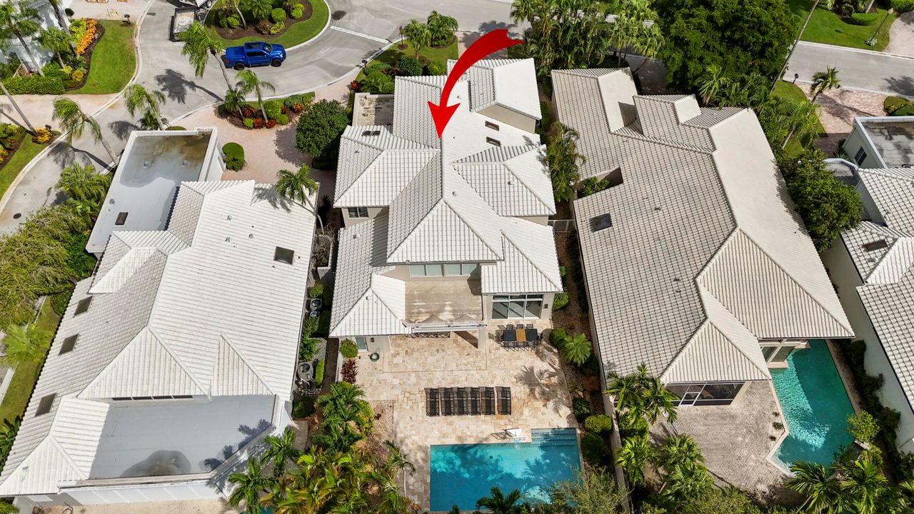 For Rent: $25,000 (5 beds, 6 baths, 4242 Square Feet)