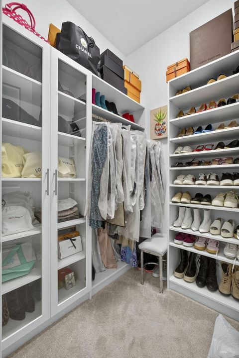 待售: $900,000 (3 贝兹, 3 浴室, 2543 平方英尺)