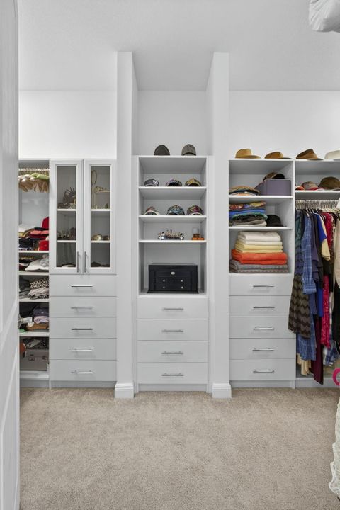 待售: $900,000 (3 贝兹, 3 浴室, 2543 平方英尺)