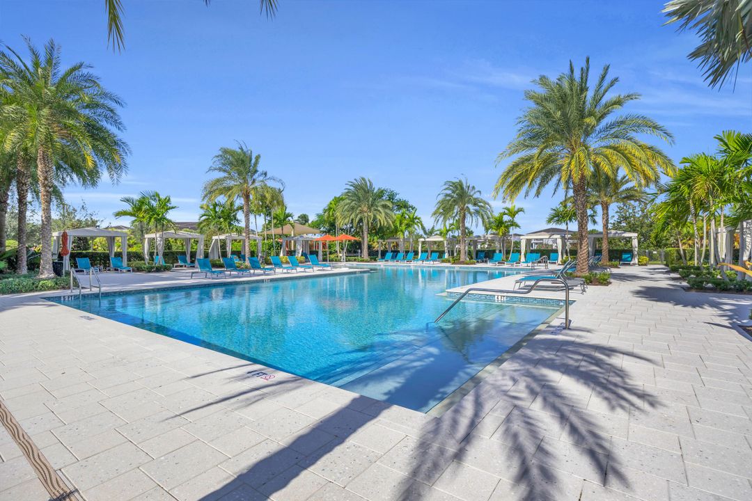 For Sale: $2,200,000 (3 beds, 3 baths, 3162 Square Feet)