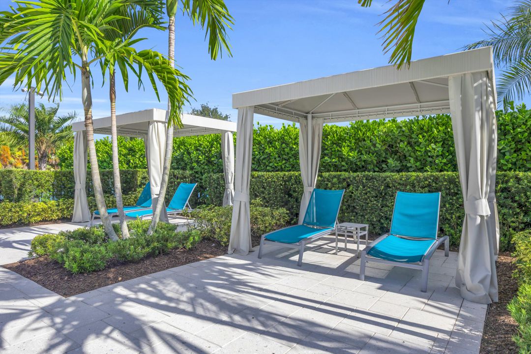 For Sale: $2,200,000 (3 beds, 3 baths, 3162 Square Feet)