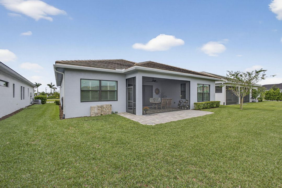 待售: $900,000 (3 贝兹, 3 浴室, 2543 平方英尺)