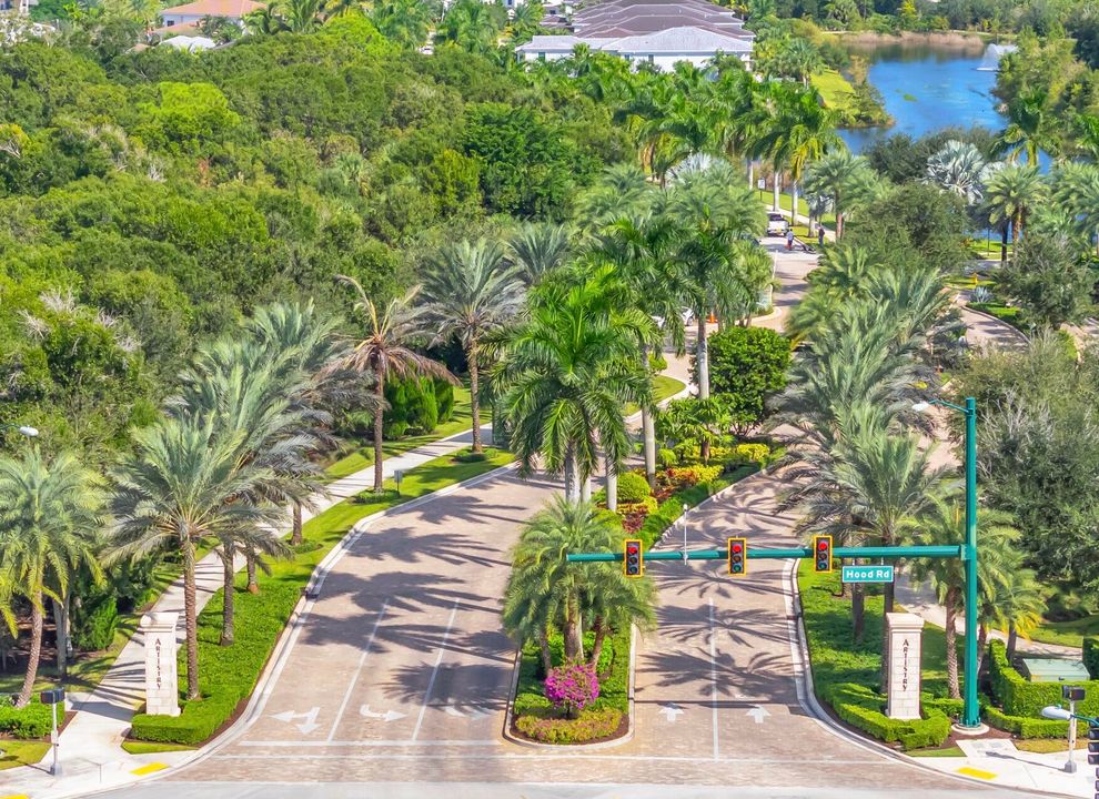 For Sale: $2,200,000 (3 beds, 3 baths, 3162 Square Feet)