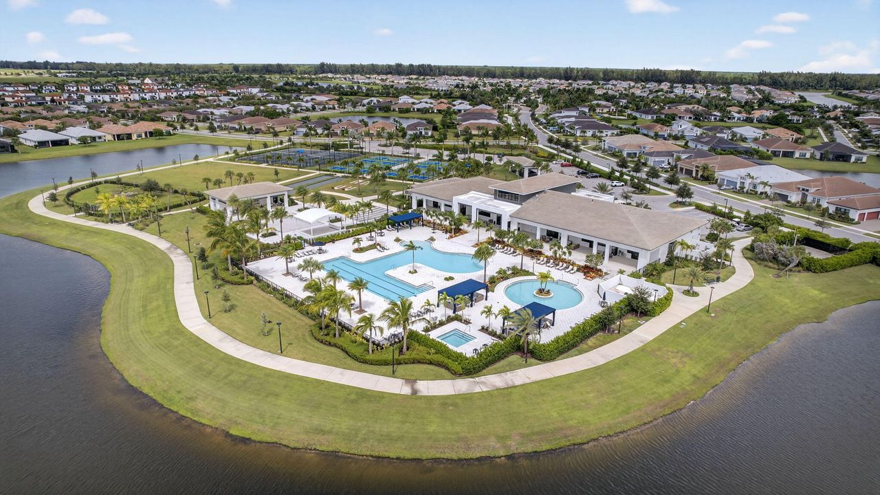 待售: $900,000 (3 贝兹, 3 浴室, 2543 平方英尺)