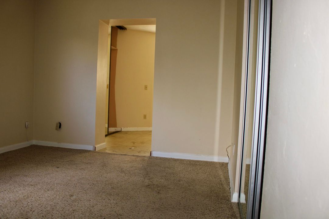 Active With Contract: $245,000 (2 beds, 2 baths, 1157 Square Feet)