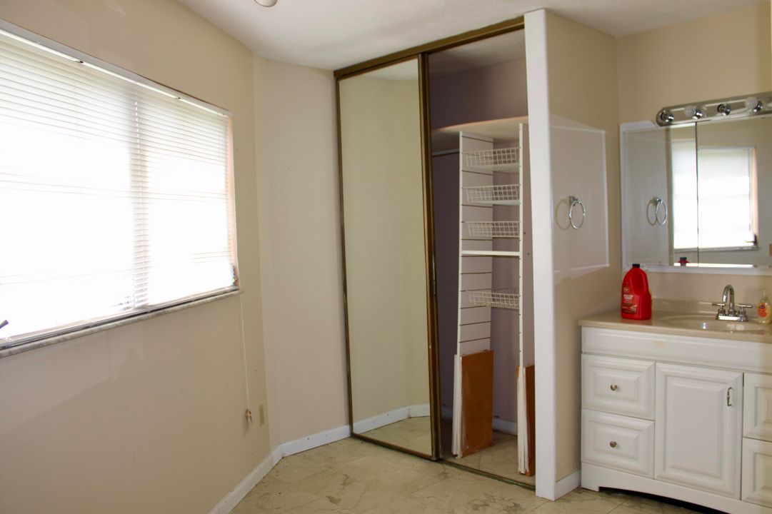 Active With Contract: $245,000 (2 beds, 2 baths, 1157 Square Feet)