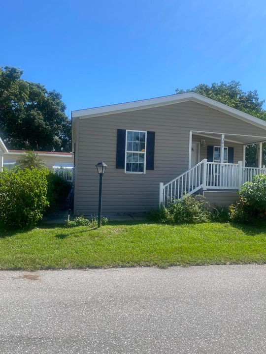 For Sale: $87,000 (2 beds, 2 baths, 1250 Square Feet)