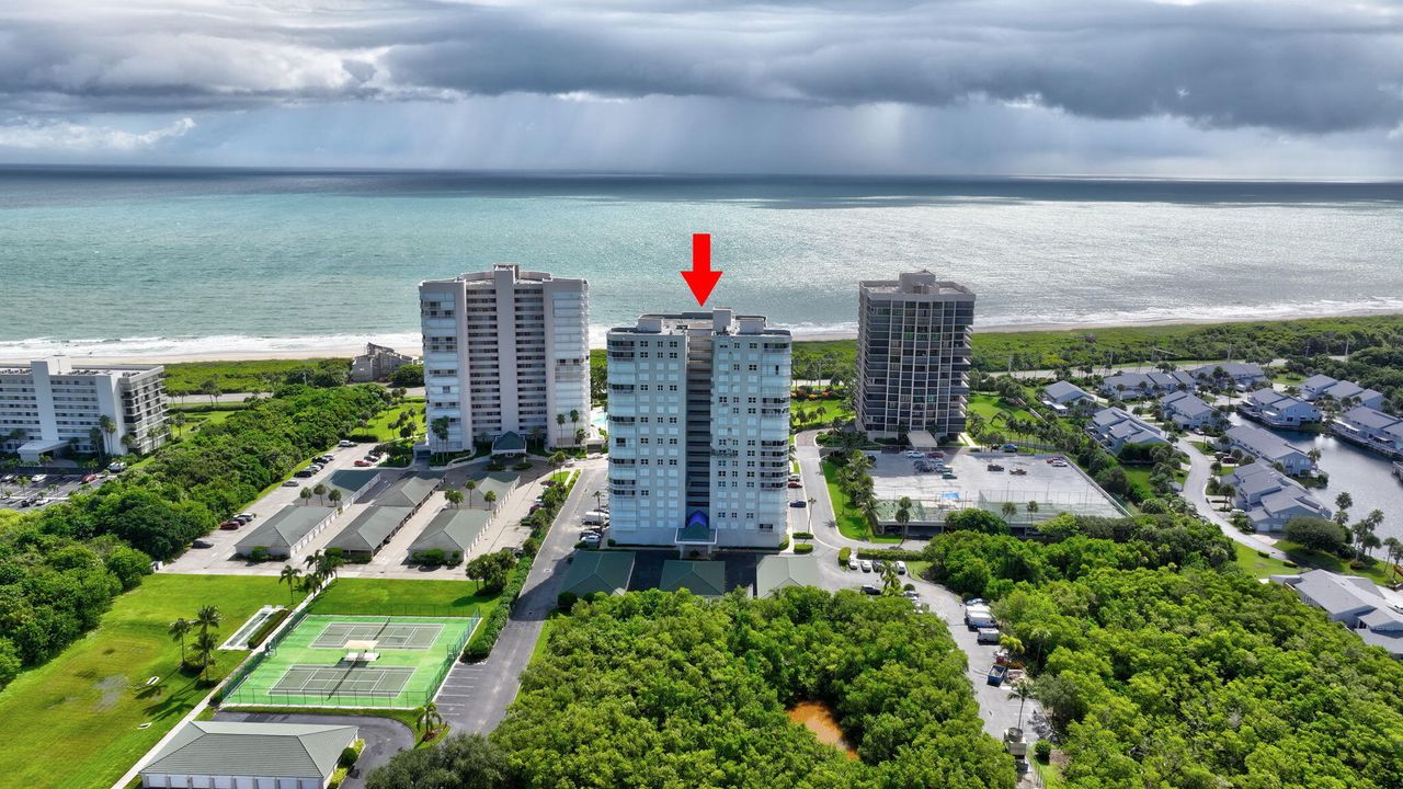 For Sale: $625,000 (3 beds, 2 baths, 1571 Square Feet)