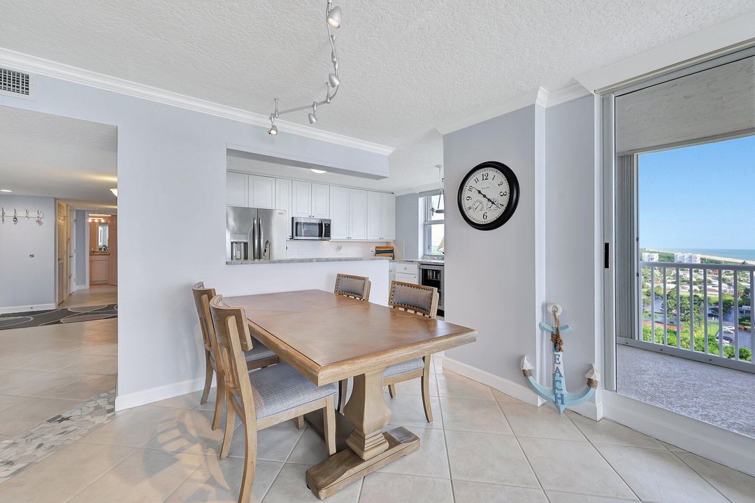 For Sale: $625,000 (3 beds, 2 baths, 1571 Square Feet)