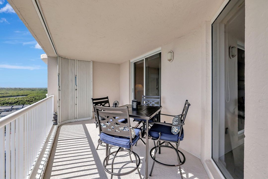 For Sale: $625,000 (3 beds, 2 baths, 1571 Square Feet)