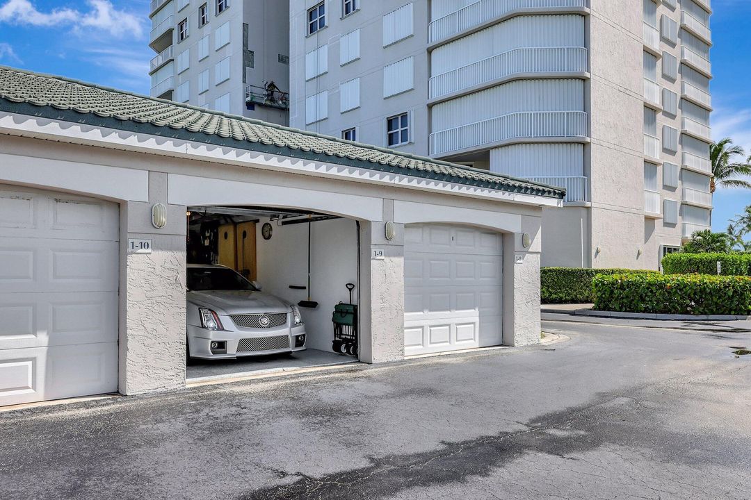 For Sale: $625,000 (3 beds, 2 baths, 1571 Square Feet)