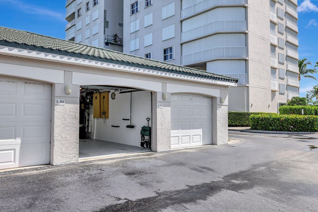 For Sale: $625,000 (3 beds, 2 baths, 1571 Square Feet)