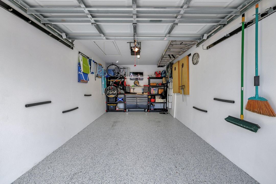 For Sale: $625,000 (3 beds, 2 baths, 1571 Square Feet)