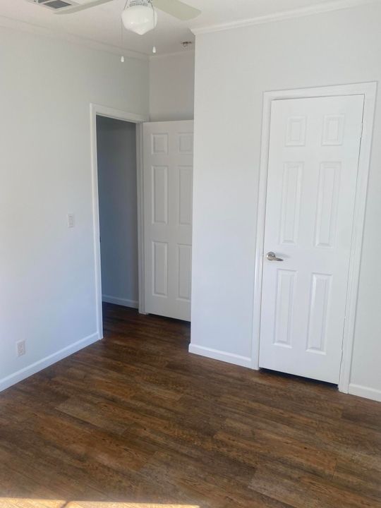 For Sale: $87,000 (2 beds, 2 baths, 1250 Square Feet)