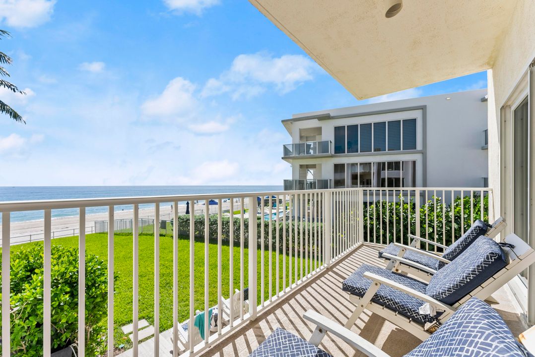 For Rent: $6,900 (2 beds, 2 baths, 1015 Square Feet)