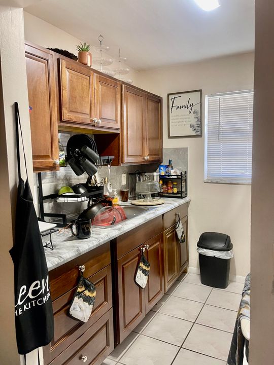 На продажу: $149,000 (1 спален, 1 ванн, 560 Квадратных фут)