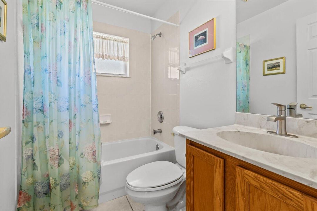 В аренду: $2,450 (3 спален, 2 ванн, 1577 Квадратных фут)