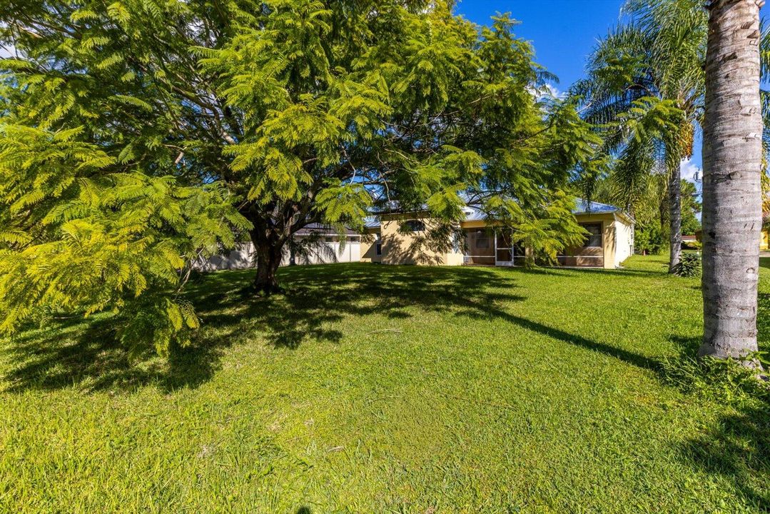 В аренду: $2,450 (3 спален, 2 ванн, 1577 Квадратных фут)