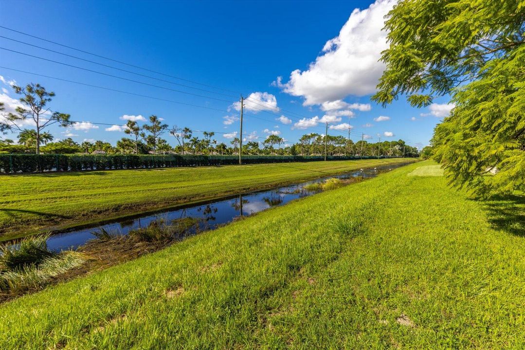 В аренду: $2,450 (3 спален, 2 ванн, 1577 Квадратных фут)