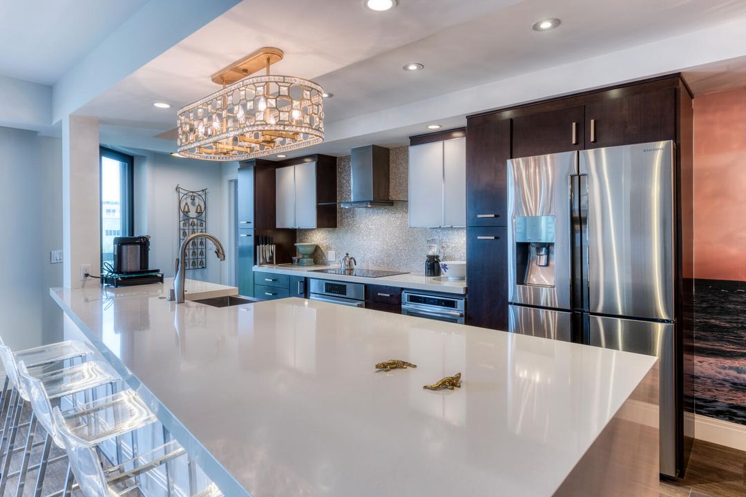 待售: $1,495,000 (2 贝兹, 2 浴室, 1830 平方英尺)