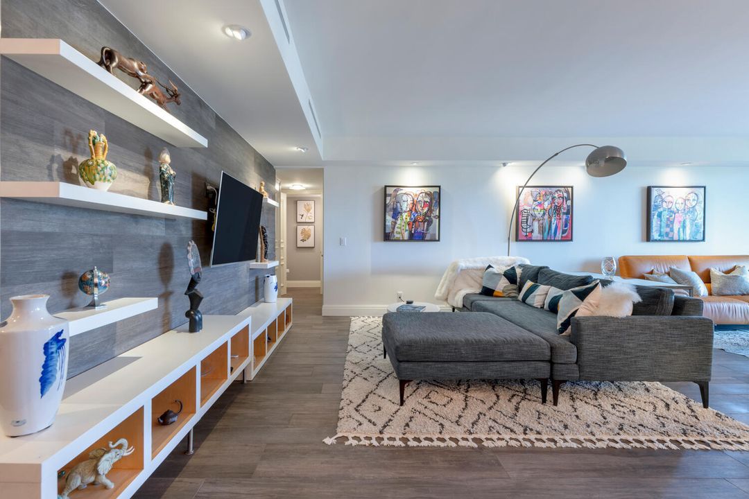 待售: $1,495,000 (2 贝兹, 2 浴室, 1830 平方英尺)