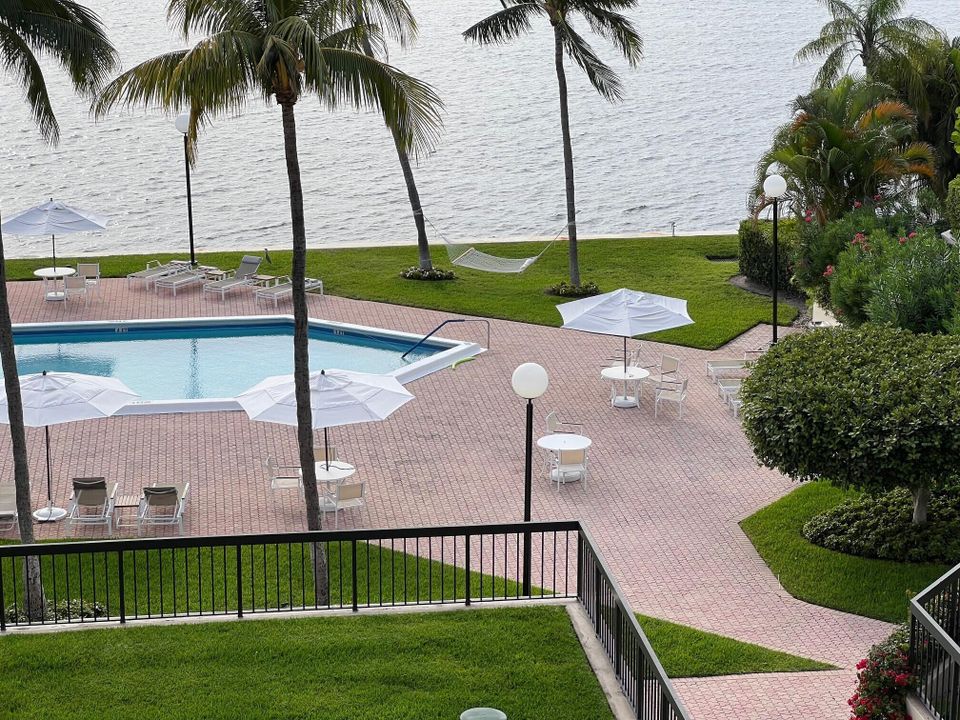 待售: $1,495,000 (2 贝兹, 2 浴室, 1830 平方英尺)