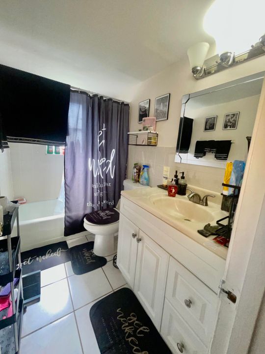 На продажу: $149,000 (1 спален, 1 ванн, 560 Квадратных фут)