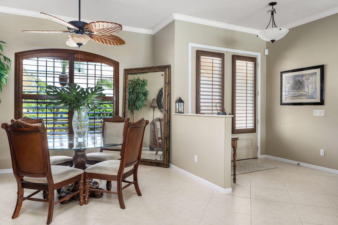 待售: $620,500 (4 贝兹, 3 浴室, 2584 平方英尺)