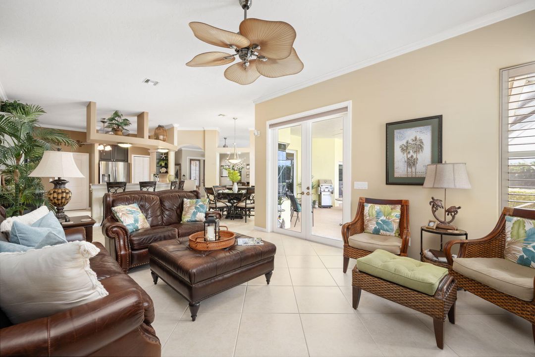 待售: $620,500 (4 贝兹, 3 浴室, 2584 平方英尺)