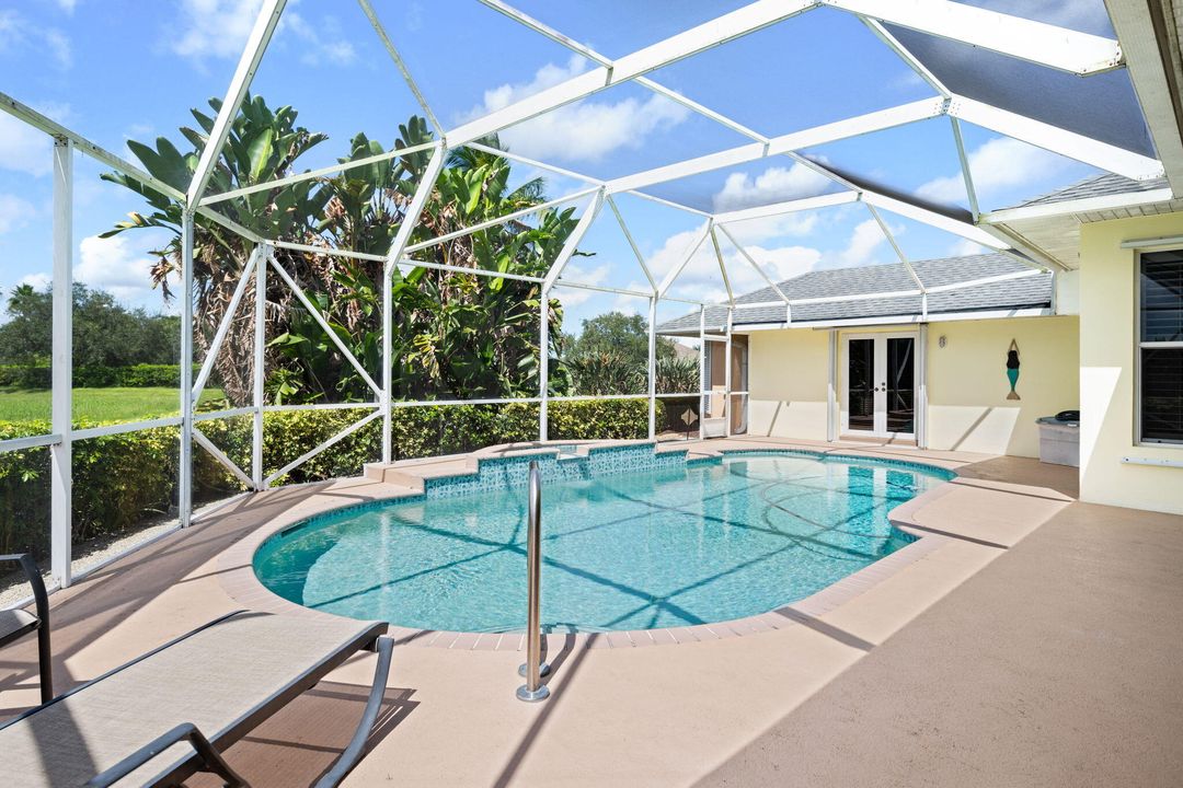 待售: $620,500 (4 贝兹, 3 浴室, 2584 平方英尺)