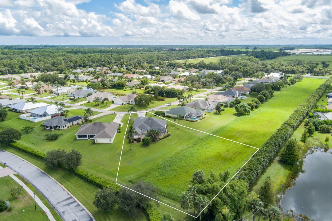 待售: $620,500 (4 贝兹, 3 浴室, 2584 平方英尺)