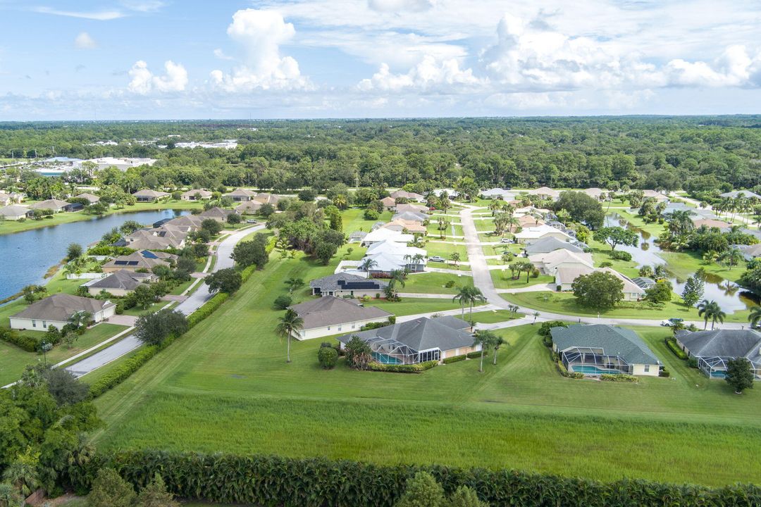 待售: $620,500 (4 贝兹, 3 浴室, 2584 平方英尺)