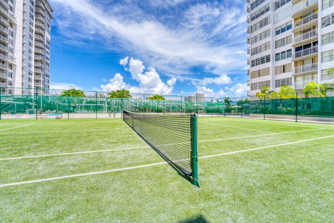 For Sale: $249,000 (2 beds, 2 baths, 1605 Square Feet)