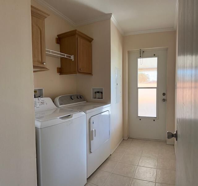 На продажу: $272,000 (2 спален, 2 ванн, 1279 Квадратных фут)