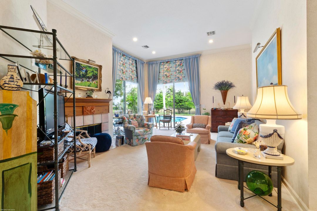 For Rent: $20,000 (3 beds, 3 baths, 2101 Square Feet)