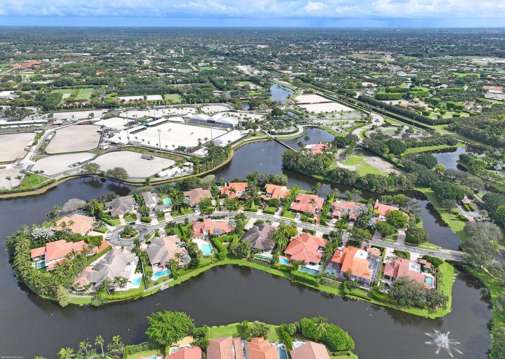 For Rent: $20,000 (3 beds, 3 baths, 2101 Square Feet)