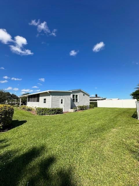 На продажу: $272,000 (2 спален, 2 ванн, 1279 Квадратных фут)