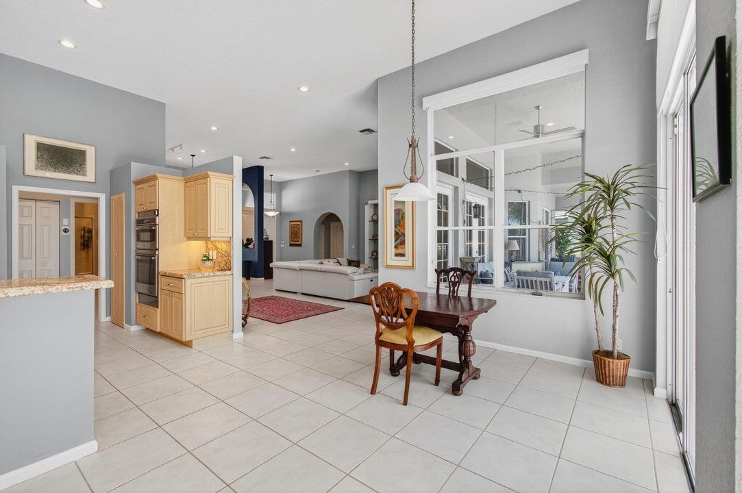 Activo con contrato: $1,249,900 (3 camas, 3 baños, 2912 Pies cuadrados)