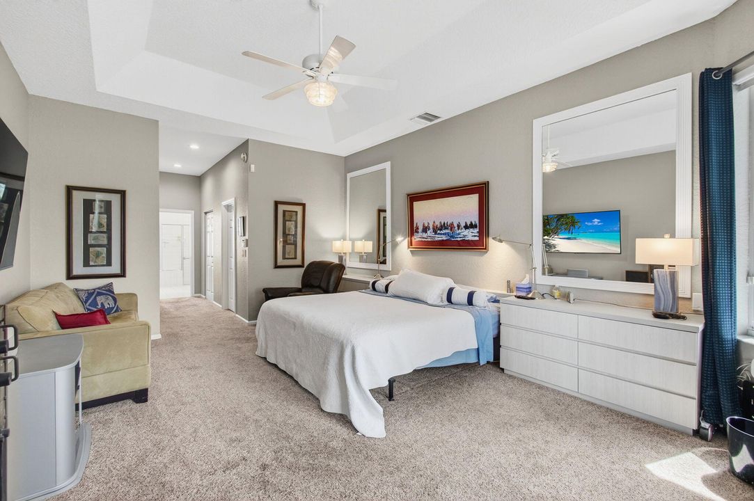 Activo con contrato: $1,249,900 (3 camas, 3 baños, 2912 Pies cuadrados)