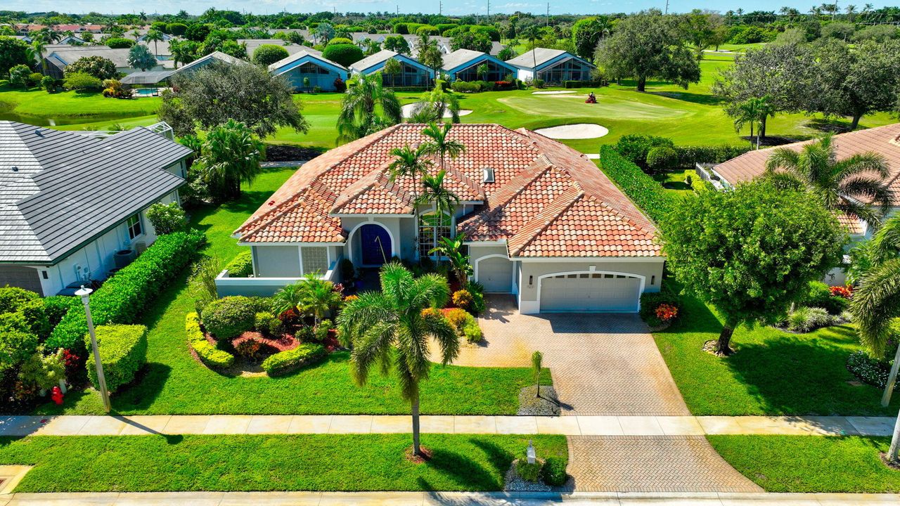 Activo con contrato: $1,249,900 (3 camas, 3 baños, 2912 Pies cuadrados)