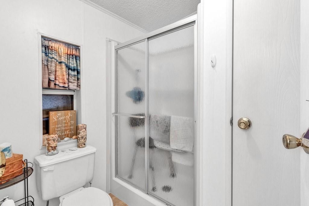 For Sale: $229,900 (2 beds, 2 baths, 1777 Square Feet)