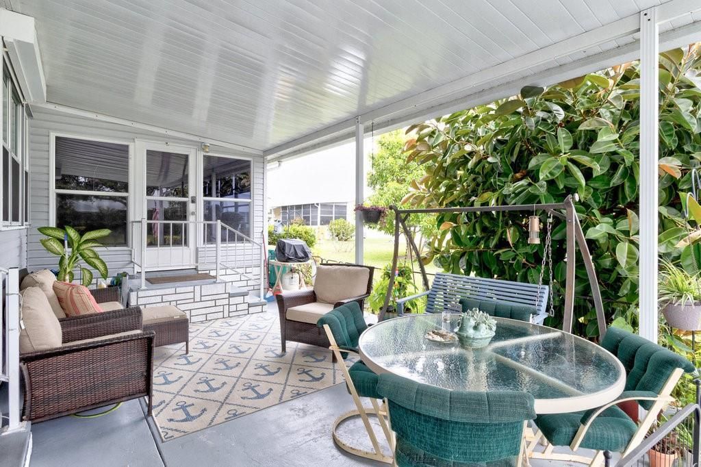 For Sale: $229,900 (2 beds, 2 baths, 1777 Square Feet)