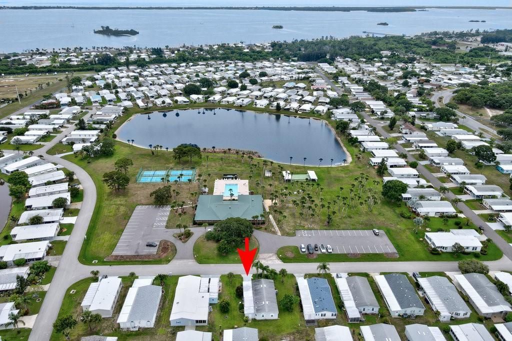 For Sale: $229,900 (2 beds, 2 baths, 1777 Square Feet)