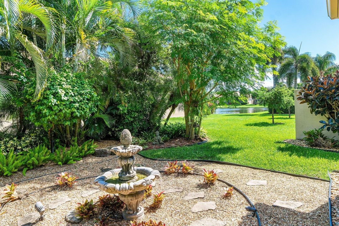 合同活跃: $575,000 (3 贝兹, 2 浴室, 2210 平方英尺)