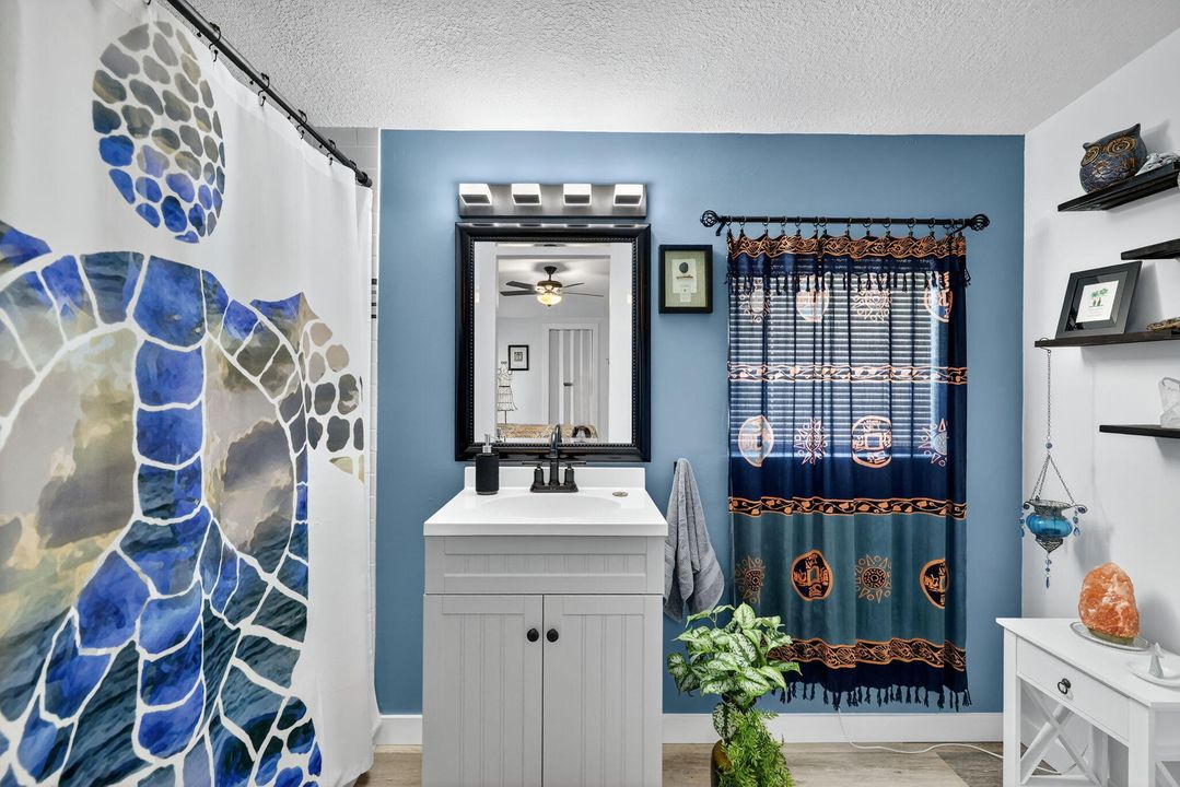 For Sale: $159,000 (2 beds, 2 baths, 1120 Square Feet)