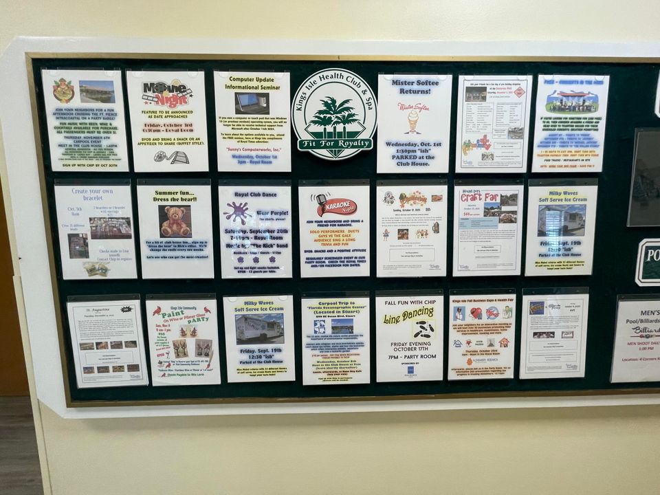 合同活跃: $214,900 (2 贝兹, 2 浴室, 1037 平方英尺)