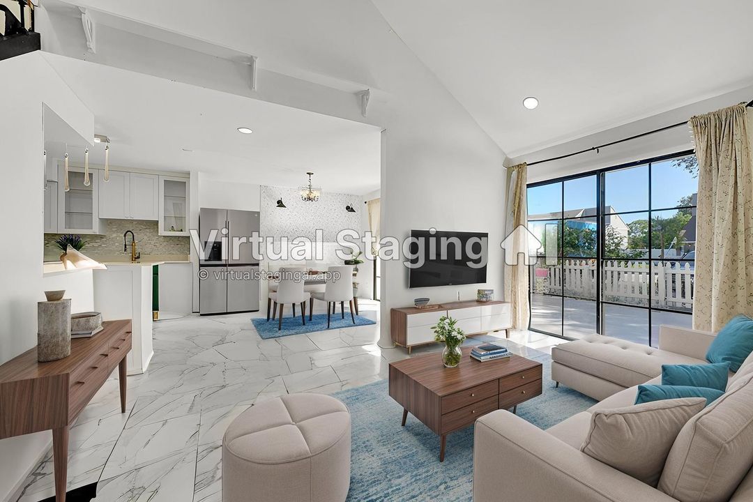 For Sale: $389,500 (3 beds, 2 baths, 1279 Square Feet)