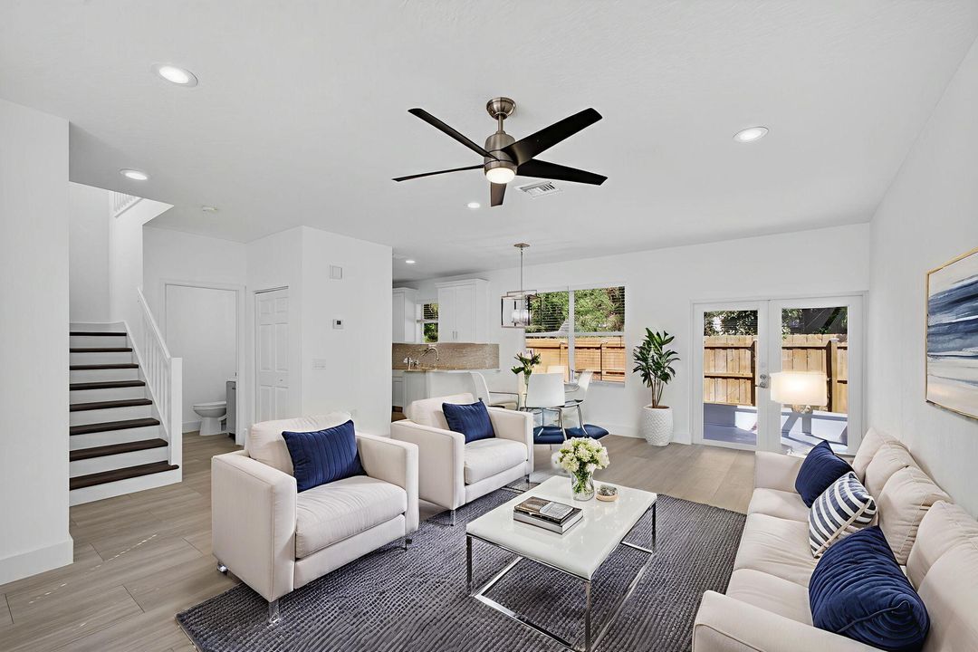 最近售出: $455,000 (3 贝兹, 2 浴室, 1405 平方英尺)