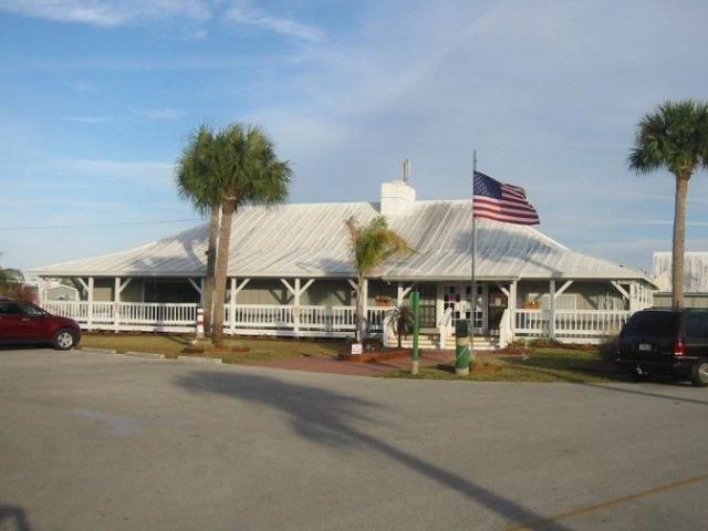 For Sale: $159,000 (1 beds, 1 baths, 509 Square Feet)